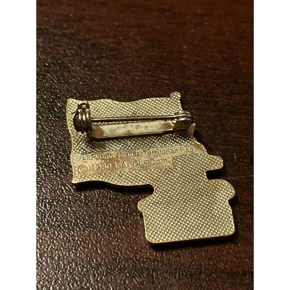 Vintage 1984 LA Olympics Coca Cola Sam Eagle US Virgin Islands Flag Lapel Pin - Picture 3 of 3